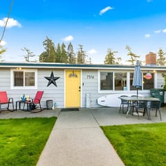 Cottage & Cabana between creek and Bay