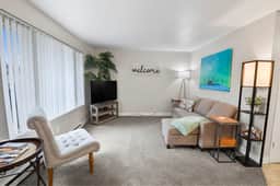 Central Location, Cozy Furnished Apartment #4.