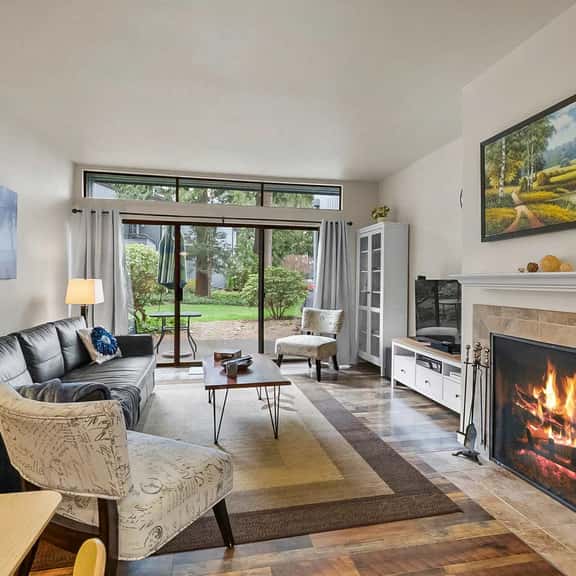 Ground Floor 2 bed Condo at Jacob's Landing - Image 1