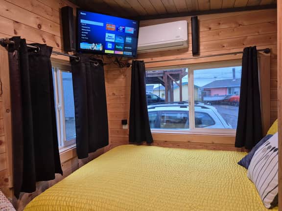 Tiny home by the beach - Image 5